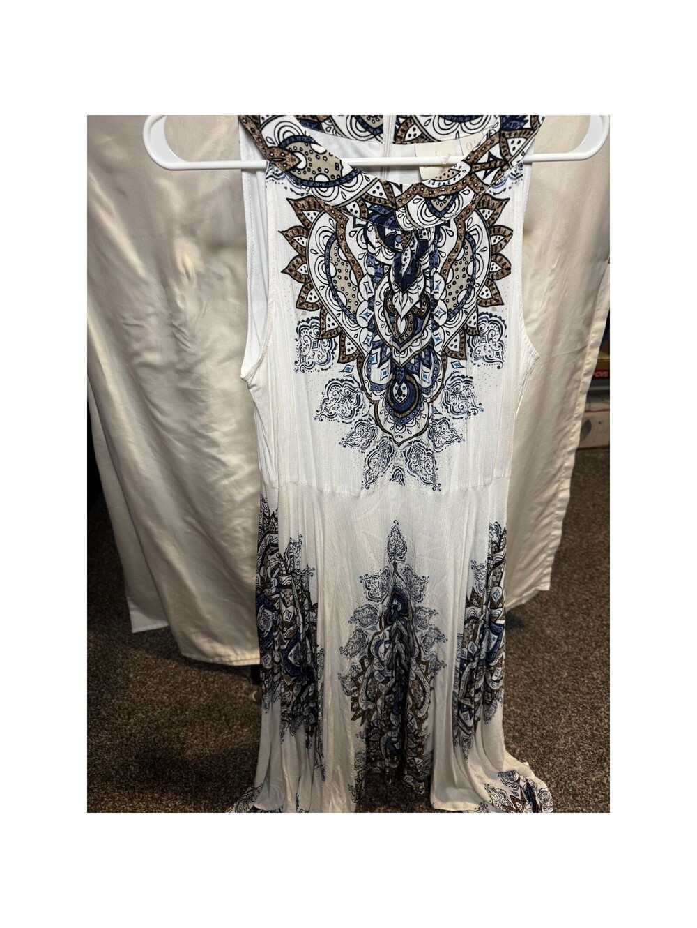 186 Chico's Blue Brown Medallion Paisley Sleeveless Maxi Dress White Size Small